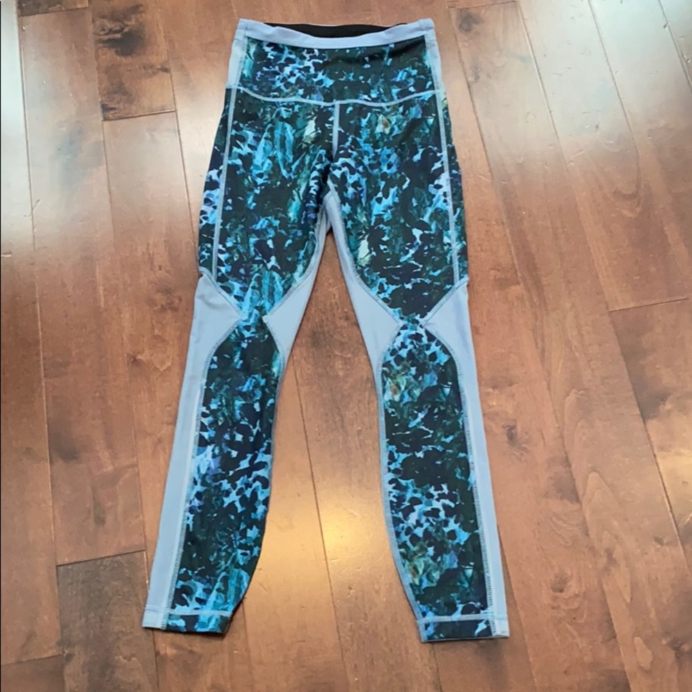 Lululemon Leggings full length gorgeous blue